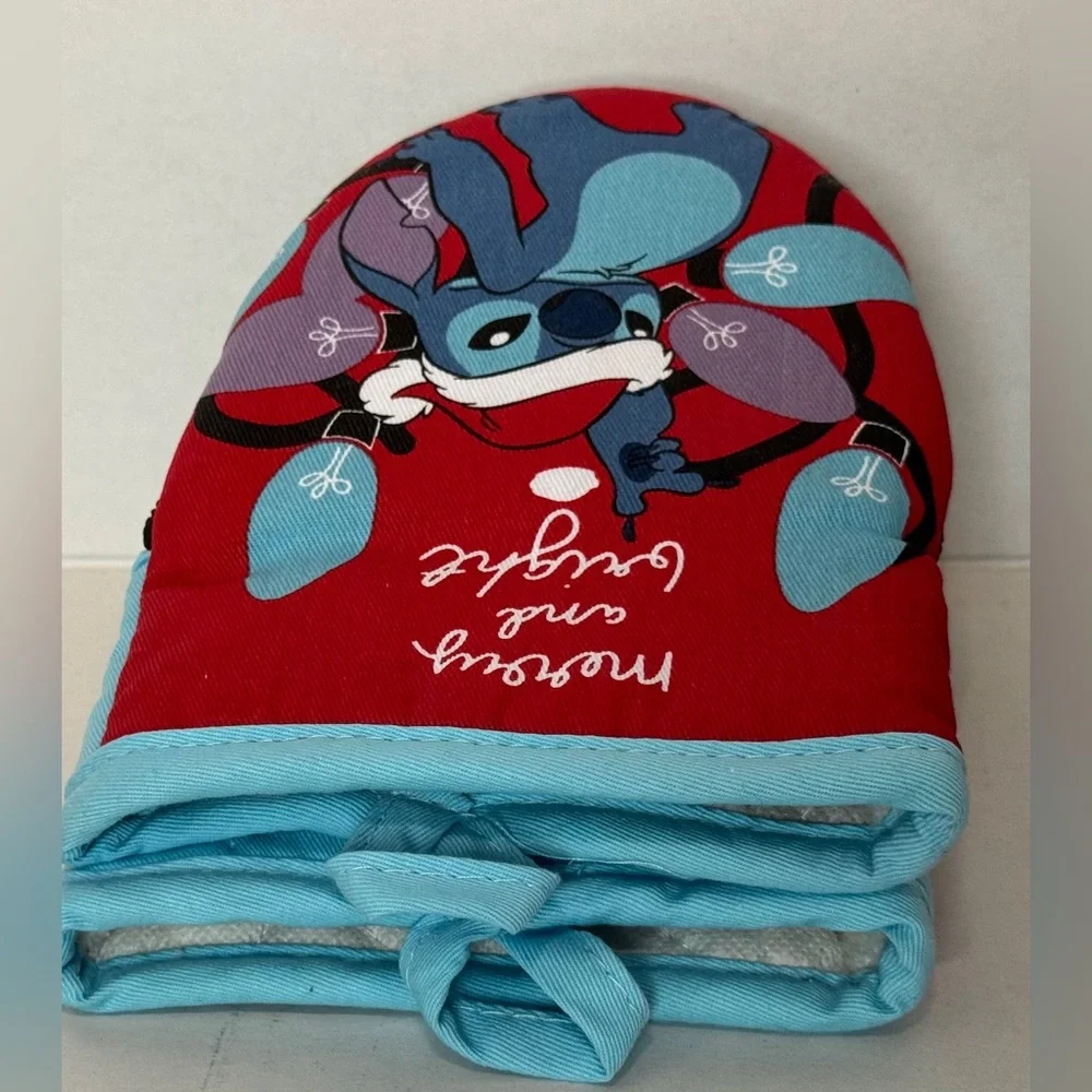 Disney fun mittens